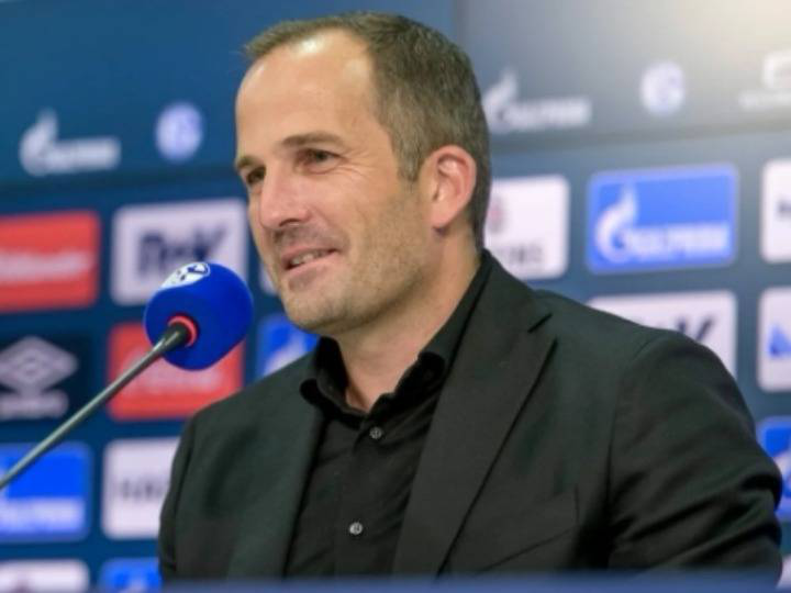 半岛体育app下载-沙尔克队员